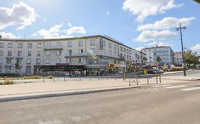 Brit Hotel Terminus